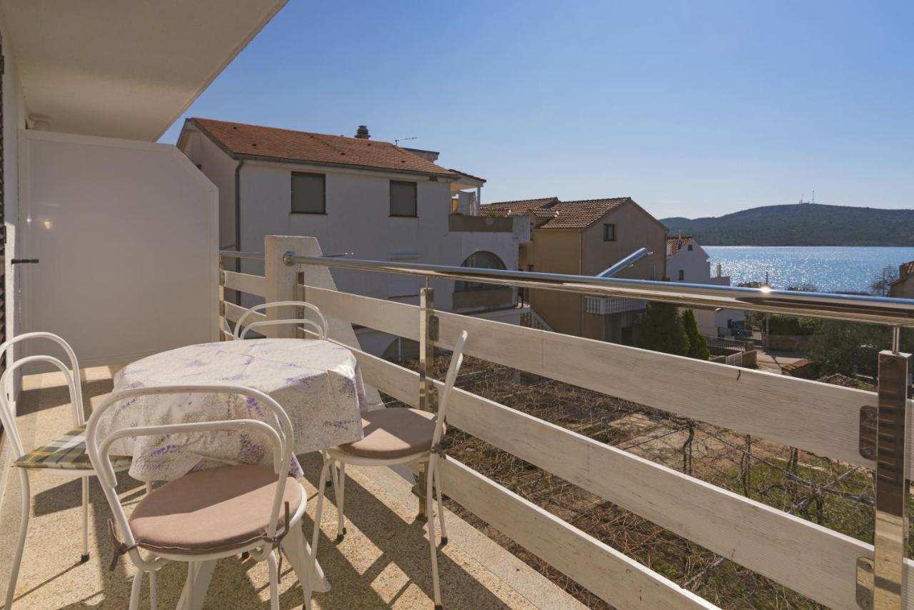 Apartments Starine Beach Pirovac Εξωτερικό φωτογραφία